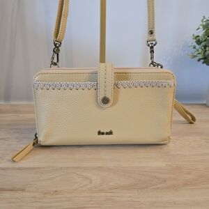 The Sak Iris Smartphone Crossbody / Wristlet